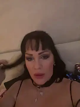 Snapshot of Lolaley2 chatting on December 16, 2024, 8:09 am Lolaley2 online show from December 16, 2024, 8:09 am