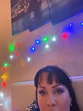 Snapshot of Lolaley2 chatting on February 19, 2025, 9:17 am Lolaley2 online show from February 19, 2025, 9:17 am