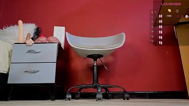 Snapshot of TomLover_12 chatting on November 19, 2025, 2:00 am TomLover 12 online show from November 19, 2025, 2:00 am