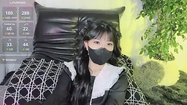 Snapshot of Mya_Lee chatting on December 30, 2024, 6:27 pm Mya Lee online show from December 30, 2024, 6:27 pm