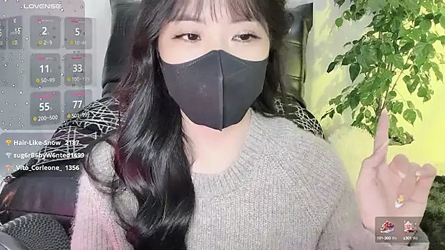 Snapshot of Mya_Lee chatting on January 4, 2025, 7:23 pm Mya Lee online show from January 4, 2025, 7:23 pm