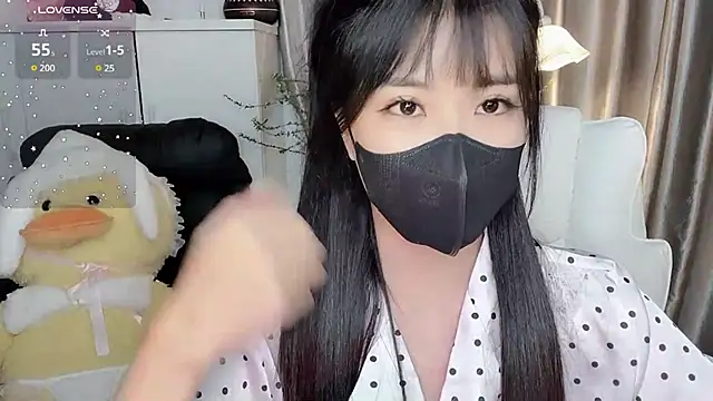 Snapshot of Mya_Lee chatting on January 18, 2025, 2:23 pm Mya Lee online show from January 18, 2025, 2:23 pm