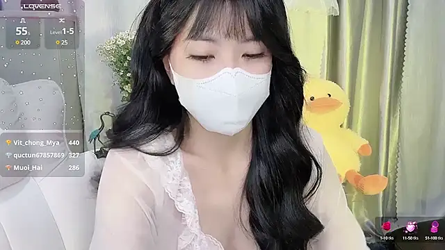 Snapshot of Mya_Lee chatting on February 9, 2025, 7:09 pm Mya Lee online show from February 9, 2025, 7:09 pm