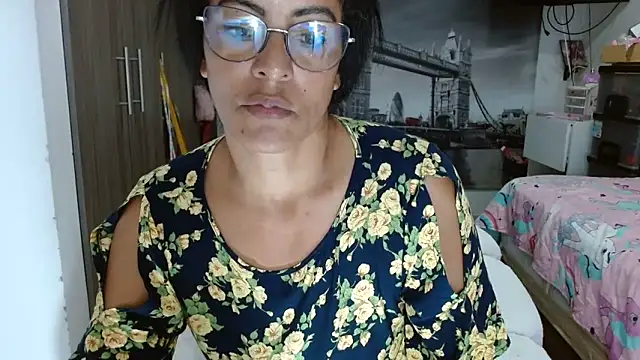 Snapshot of kateleyagrey chatting on January 11, 2025, 1:06 am kateleyagrey online show from January 11, 2025, 1:06 am