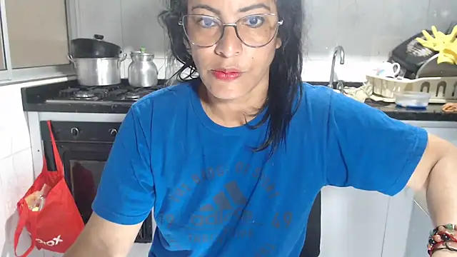 kateleyagrey online show from September 25, 2025, 12:31 pm