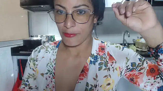 kateleyagrey online show from October 9, 2025, 7:23 pm