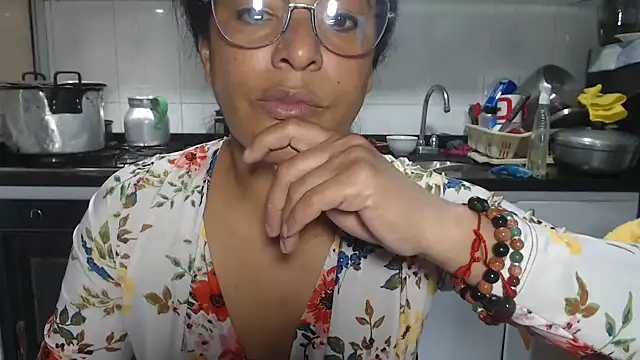 kateleyagrey online show from January 8, 2026, 8:11 pm