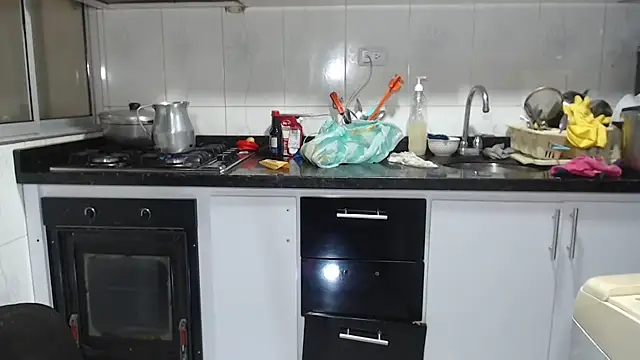 kateleyagrey online show from March 3, 2026, 11:43 pm