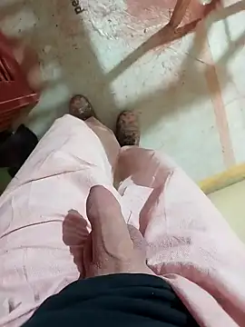 Snapshot of GeilerSchweizer chatting on January 21, 2025, 1:00 pm GeilerSchweizer online show from January 21, 2025, 1:00 pm