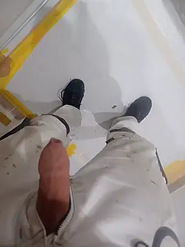 Snapshot of GeilerSchweizer chatting on November 6, 2025, 3:13 pm GeilerSchweizer online show from November 6, 2025, 3:13 pm