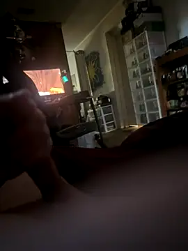 Snapshot of whitestroker chatting on November 3, 2025, 6:20 pm whitestroker online show from November 3, 2025, 6:20 pm