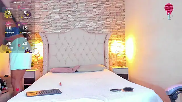 Snapshot of Lucia-sex chatting on February 6, 2025, 8:13 pm Lucia-sex online show from February 6, 2025, 8:13 pm