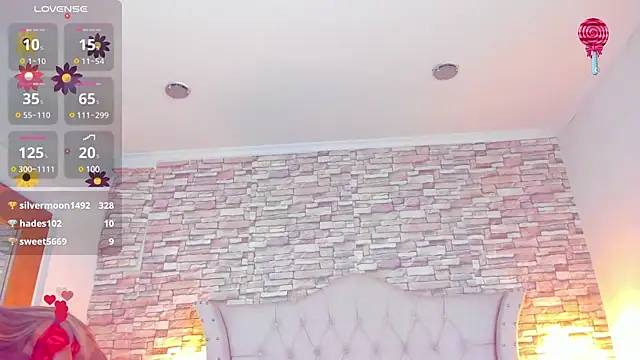 Snapshot of Lucia-sex chatting on February 14, 2025, 8:05 pm Lucia-sex online show from February 14, 2025, 8:05 pm