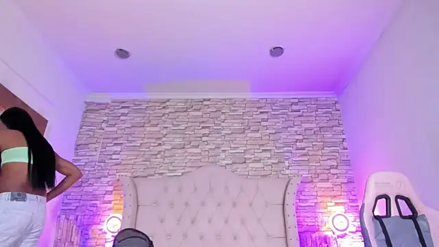 Snapshot of Lucia-sex chatting on January 10, 2026, 7:48 pm Lucia-sex online show from January 10, 2026, 7:48 pm