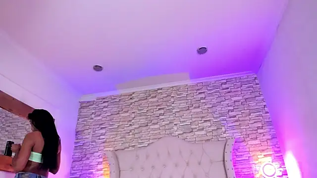 Snapshot of Lucia-sex chatting on January 14, 2026, 6:24 pm Lucia-sex online show from January 14, 2026, 6:24 pm