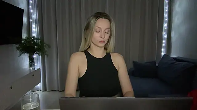 Alice Wonders online show from December 14, 2024, 7:46 pm