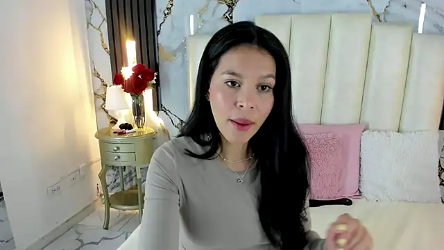 lulumars online show from November 19, 2025, 4:56 am