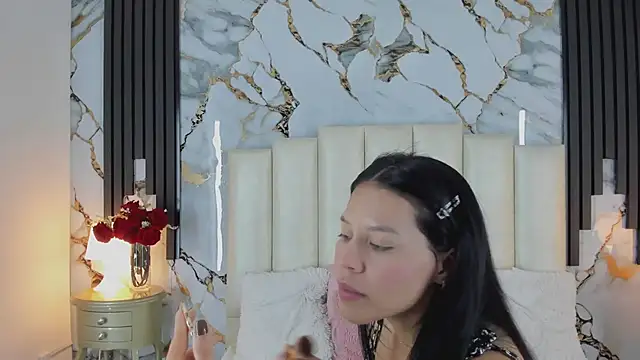 lulumars online show from March 26, 2026, 4:51 am