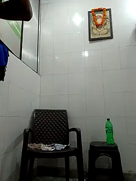 Snapshot of Manmohini123 chatting on September 18, 2025, 5:42 am Manmohini123 online show from September 18, 2025, 5:42 am