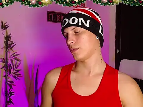 Snapshot of DavidNeill chatting on December 23, 2024, 10:33 pm DavidNeill online show from December 23, 2024, 10:33 pm