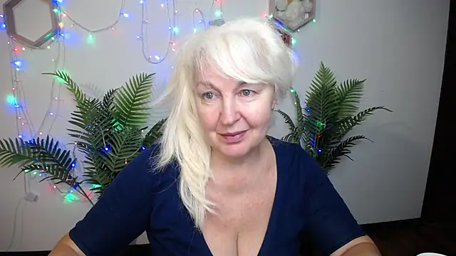 BlondyLeeBest online show from March 24, 2026, 7:30 pm