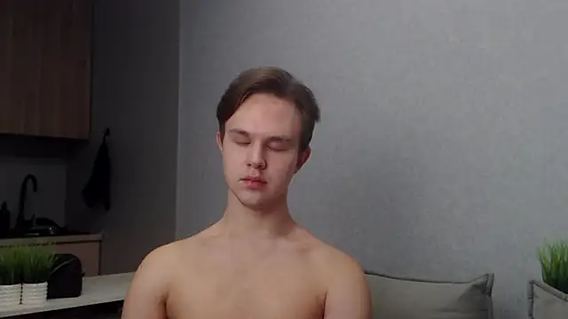 MartinMendez online show from December 20, 2025, 12:45 pm