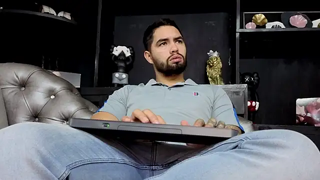 matteosantos online show from December 19, 2025, 12:01 pm