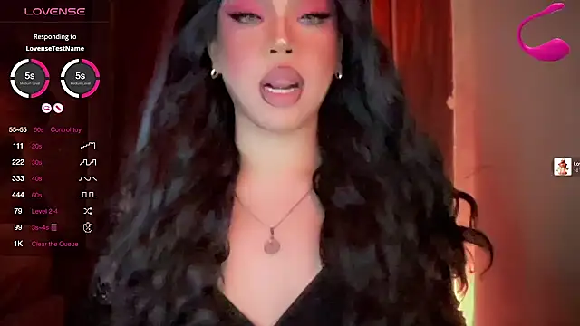 Snapshot of madam_agnes1 chatting on June 12, 2026, 1:04 am madam agnes1 online show from June 12, 2026, 1:04 am