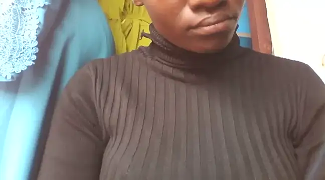 Snapshot of shape30 chatting on December 12, 2024, 8:57 am shape30 online show from December 12, 2024, 8:57 am