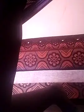 Snapshot of shape30 chatting on January 10, 2025, 7:25 am shape30 online show from January 10, 2025, 7:25 am