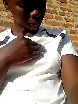 Snapshot of shape30 chatting on January 16, 2025, 5:00 am shape30 online show from January 16, 2025, 5:00 am