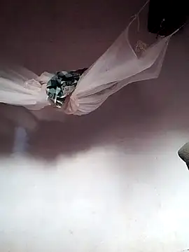 Snapshot of shape30 chatting on February 18, 2025, 5:09 am shape30 online show from February 18, 2025, 5:09 am