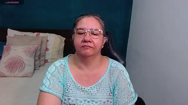 scaelettdubois online show from May 28, 2026, 1:58 am
