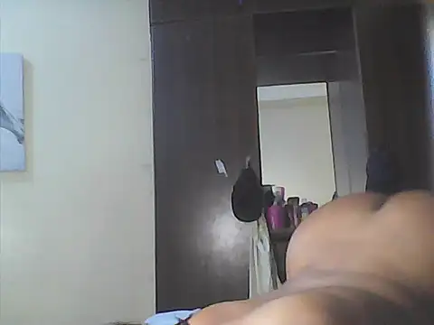 Naughty Laurah online show from November 30, 2025, 11:25 am