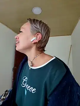 sexymarilyncolombia online show from January 12, 2025, 1:27 pm