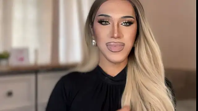 Ts glamxxxx online show from March 13, 2026, 1:45 am