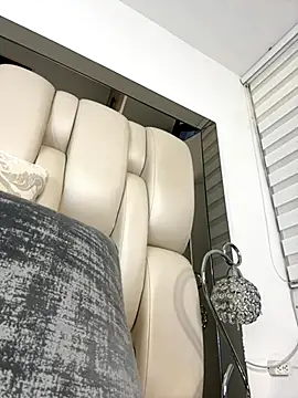 ALISSON FOXXX1 online show from October 16, 2025, 8:54 pm