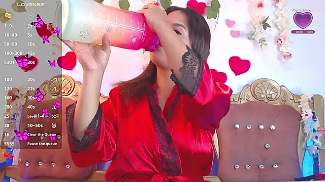 Snapshot of slutty_hotwife chatting on March 1, 2025, 9:51 am slutty hotwife online show from March 1, 2025, 9:51 am