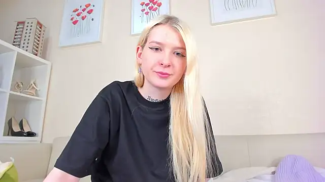 rosa mariposa  online show from February 3, 2025, 10:58 am