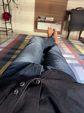 samy6261 online show from December 16, 2025, 9:03 am