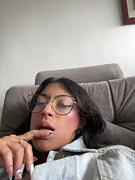 vaness weet online show from January 11, 2025, 7:16 pm