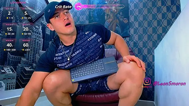 Leonsmoron online show from June 9, 2026, 1:50 am