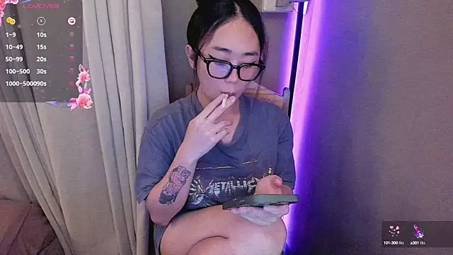 MissAyaCollins online show from February 2, 2025, 8:24 am