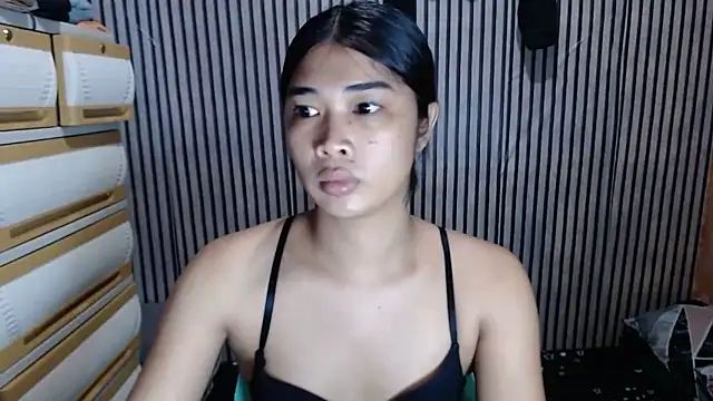 Snapshot of Maria-Moore chatting on September 23, 2025, 1:25 pm Maria-Moore online show from September 23, 2025, 1:25 pm