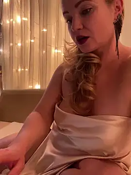 Lady  Maria online show from February 1, 2025, 4:22 pm