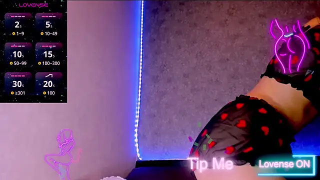 madina taher online show from November 26, 2025, 12:11 am