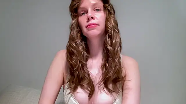 Snapshot of Nikki_Mimimi chatting on February 22, 2026, 10:03 am Nikki Mimimi online show from February 22, 2026, 10:03 am