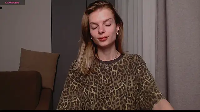 Snapshot of ly_lydia chatting on February 1, 2025, 4:35 am ly lydia online show from February 1, 2025, 4:35 am