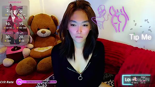 Snapshot of TR4NSCUTI3 chatting on February 26, 2026, 4:22 am TR4NSCUTI3 online show from February 26, 2026, 4:22 am