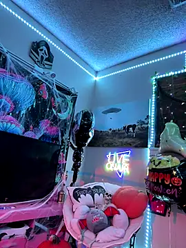 Cutiepiespanks online show from October 29, 2025, 12:13 am